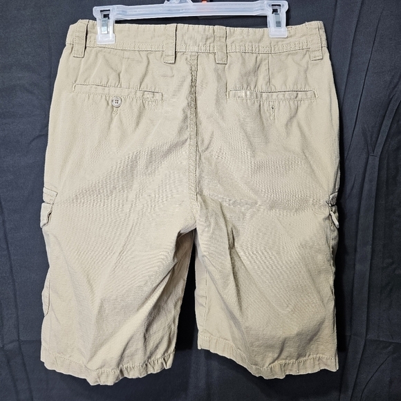Saks Fifth Avenue 31 khaki Cargo shorts - Picture 4 of 5